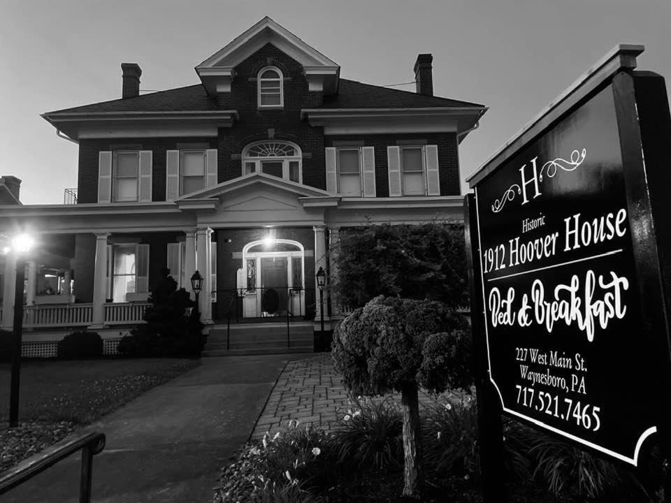 Historic 1912 Hoover House Bed And Breakfast Waynesboro Exterior photo